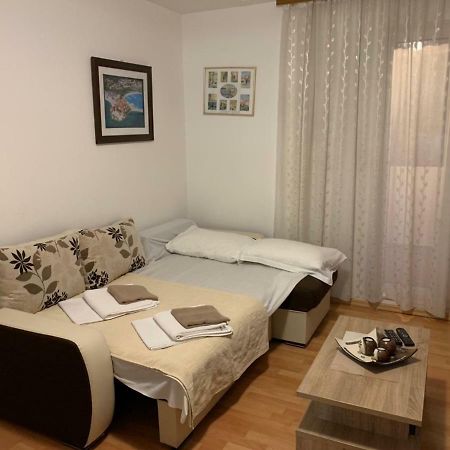 בודווה Apartment Oleander מראה חיצוני תמונה